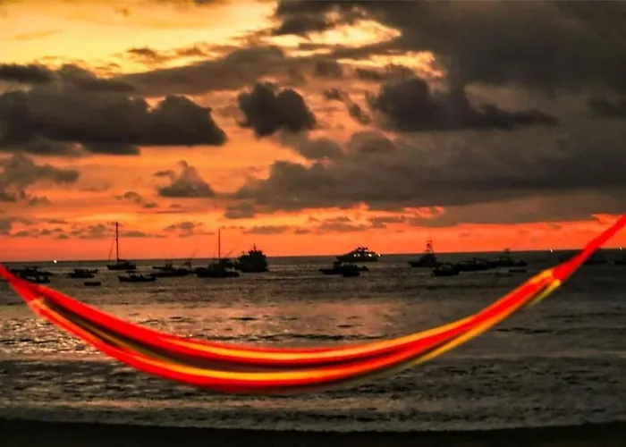 Café De Playa Front Hotel 4*