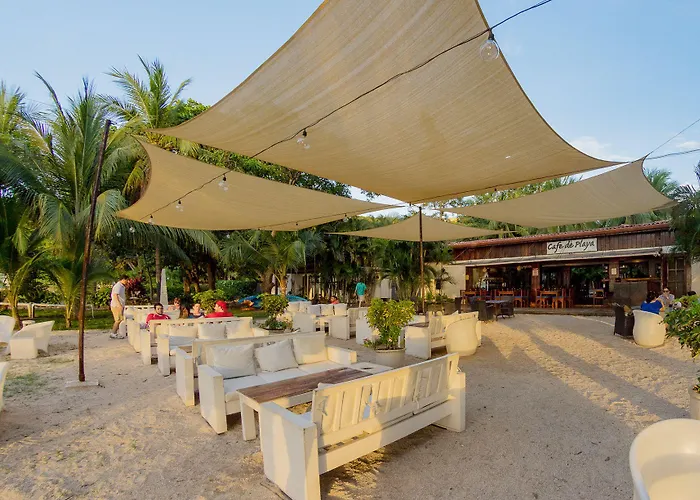 Café De Playa Front Hotel