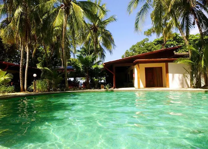 Hotel Café De Playa Front Coco