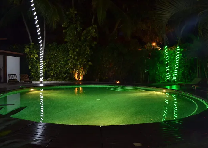 Café De Playa Front Hotel